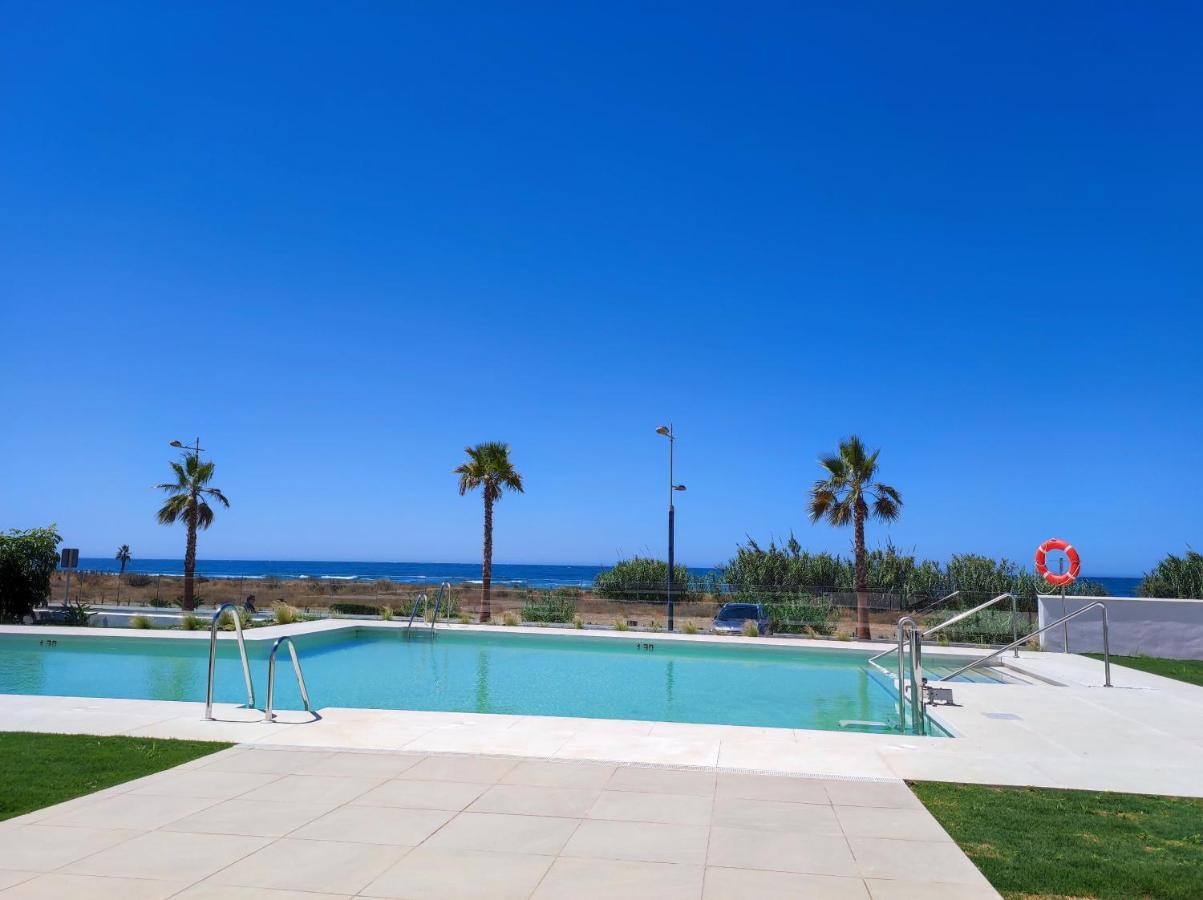 Espectacular Apartamento En Primera Linea De Playa ตอร์ร็อกซ์ ภายนอก รูปภาพ