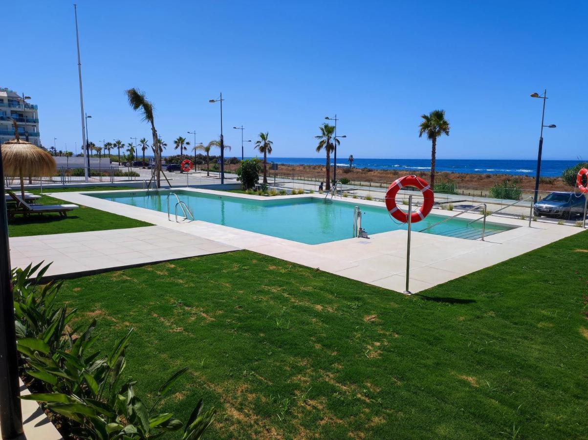 Espectacular Apartamento En Primera Linea De Playa ตอร์ร็อกซ์ ภายนอก รูปภาพ