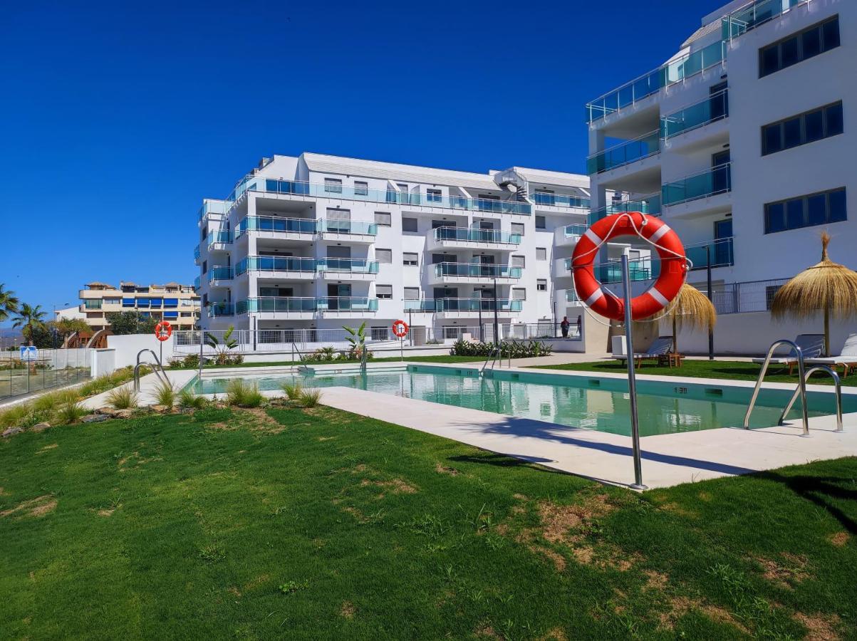 Espectacular Apartamento En Primera Linea De Playa ตอร์ร็อกซ์ ภายนอก รูปภาพ